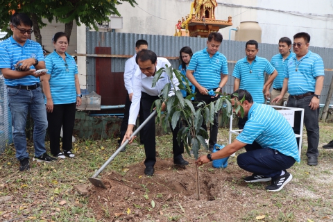 ไฟล์แนบ ผอ.กปภ.ข.10 ตรวจเยี่ยม กปภ.สาขากำแพงเพชร พร้อมปลูก " ต้นมะม่วงพิชัย " คู่ประปา 