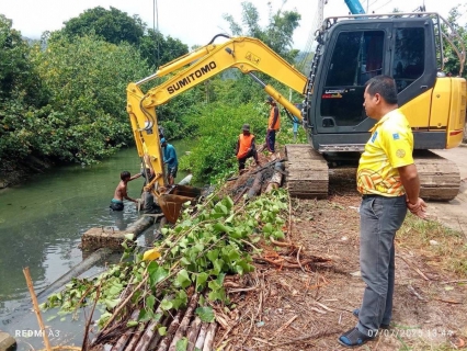 ไฟล์แนบ กปภ.สาขาเกาะพะงัน ดำเนินการปรับปรุงท่อส่งทางดูดน้ำจากทะเล ในลำรางบางน้ำเค็ม เพื่อความเสถียรในการเดินเครื่องทางดูด(ไล่อากาศในท่อ) โดยเสริมลูกถ่วงท่อ ขนาด 400 มม.