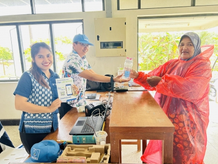ไฟล์แนบ กปภ.สาขาตะกั่วป่า ลงพื้นที่ให้บริการรับชำระค่าน้ำประปานอกสถานที่ ประจำเดือนกรกฎาคม 2568