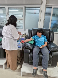 ไฟล์แนบ กปภ.สาขาเพชรบุรี ร่วมโครงการรวมพลังจิตอาสาบริจาคโลหิตบำเพ็ญสาธารณประโยชน์ เฉลิมพระเกียรติพระบาทสมเด็จพระเจ้าอยู่หัว เนื่องโอกาสวันเฉลิมพระชนมพรรษา 28 กรฎาคม 2568