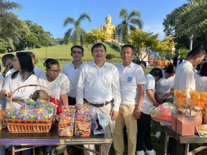 ไฟล์แนบ กปภ.สาขานราธิวาส  ร่วมทำบุญตักบาตรและแสดงตนเป็นพุทธมามกะ และเวียนเทียนรอบองค์พระพุทธทักษิณ