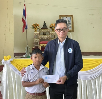 ไฟล์แนบ กปภ.สาขาขลุง เข้าร่วมพิธีมอบทุนการศึกษาแก่เด็กนักเรียน โดย "กองทุนผ้าป่าผลไม้ อำเภอขลุง"