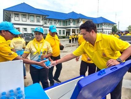 ไฟล์แนบ กปภ.สาขาตะพานหิน มอบน้ำดื่มตราสัญลักษณ์ กปภ.กิจกรรมบำเพ็ญประโยชน์เฉลิมพระเกียรติพระบาทสมเด็จพระเจ้าอยู่หัว เนื่องในวันเฉลิมพระชนมพรรษา 28 กรกฎาคม 2568
