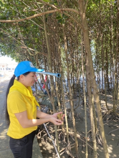 ไฟล์แนบ วันศุกร์ที่ 18 กรกฎาคม 2568 กปภ.สาขาคลองใหญ่ โดย นายประสิทธิ์ เจริญวงษ์ ผู้จัดการ กปภ.สาขาคลองใหญ่ พร้อมด้วย พนักงานในสังกัด เข้าร่วมงานกิจกรรมจิตอาสาพัฒนาฯ เนื่องในโอกาสวันสำคัญของชาติไทยประจำปีงบประมาณ 2568 วันคล้ายวันสวรรคต สมเด็จพระศรีนครินทราบรมราชชนนี