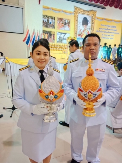 ไฟล์แนบ กปภ.สาขามหาสารคาม เข้าร่วมพิธีถวายเครื่องราชสักการะและวางพานพุ่ม และพิธีจุดเทียนถวายพระพรชัยมงคล เฉลิมพระเกียรติพระบาทสมเด็จพระเจ้าอยู่หัว เนื่องในโอกาสวันเฉลิมพระชนมพรรษา 28 กรกฎาคม 2568 
