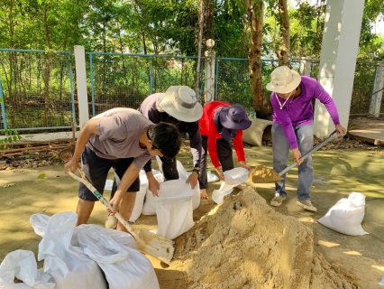 ไฟล์แนบ กปภ.สาขาปทุมธานี(ชั้นพิเศษ) เฝ้าระวังน้ำท่วม จัดทำกระสอบทรายกั้นน้ำ ป้องกันผลกระทบจากน้ำทะเลหนุนสูง