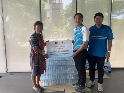 ไฟล์แนบ กปภ.สาขาอ้อมน้อย สนับสนุนน้ำดื่มบรรจุขวด เนื่องในพิธีพระราชทานปริญญาบัตรมหาวิทยาลัยมหิดล ประจำปีการศึกษา 2567 