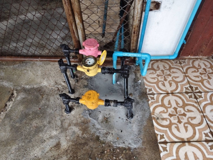 ไฟล์แนบ กปภ.สาขากำแพงเพชร บริการฉับไว! แก้ไขท่อหลุดบริเวณมาตรวัดน้ำ ลูกค้าประทับใจความรวดเร็ว