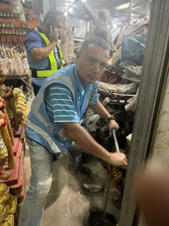 ไฟล์แนบ กปภ.สาขาหลังสวน ออกสำรวจหาท่อแตก-ท่อรั่ว และดำเนินการปรับPRV เพื่อลดน้ำสูญเสียของแม่ข่ายหลังสวน ในพื้นที่ ต.วังตะกอ อ.หลังสวน จ.ชุมพร