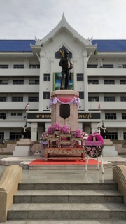 ไฟล์แนบ กปภ.สาขากาญจนบุรี เข้าร่วมกิจกรรมน้อมรำลึกเนื่องในวันคล้ายวันสวรรคต พระบาทสมเด็จพระจุลจอมเกล้าเจ้าอยู่หัว 23 ตุลาคม 2568 