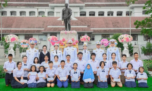 ไฟล์แนบ กิจกรรมน้อมรำลึกเนื่องในวันคล้ายวันสวรรคต พระบาทสมเด็จพระจุลจอมเกล้าเจ้าอยู่หัว 23 ตุลาคม 2568  พร้อมสนับสนุนน้ำดื่มบรรจุขวดตราสัญลักษณ์ กปภ. 