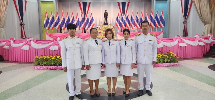 ไฟล์แนบ กปภ.สาขาบ้านโป่ง เข้าร่วมพิธีวางพวงมาลาถวายราชสักการะ เนื่องในวันปิยมหาราช ประจำปี 2568