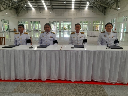 ไฟล์แนบ กปภ.สาขานราธิวาส ร่วมถวายสักการะ และลงนามแสดงความอาลัย เบื้องหน้าพระฉายาลักษณ์  สมเด็จพระนางเจ้าสิริกิติ์ พระบรมราชินีนาถ พระราชชนนีพันปีหลวง 