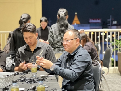 ไฟล์แนบ กปภ.สาขานครปฐม ร่วมกิจกรรม ทำโบว์ไว้อาลัย เพื่อแสดงความอาลัยและน้อมรำลึกในพระมหากรุณาธิคุณ