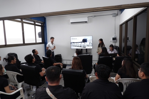 ไฟล์แนบ กรจ. กปภ.ข.1 เข้าศึกษาดูงานการผลิตท่อ ณ บ.เทสโกเอ็นจิเนีย จํากัด สาขาระยอง เพื่อเปิดประสบการณ์และเพิ่มพูนความรู้