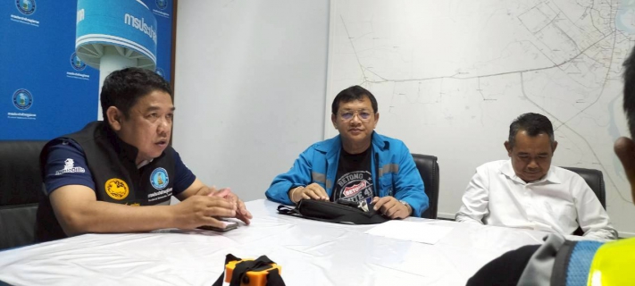 ไฟล์แนบ กปภ.สาขานราธิวาส ร่วมกับ กรจ.ข.5 ลงพื้นที่หาจุดท่อแตก ท่อรั่ว DMA เรือนจำ หลังจากทำกิจกรรม STEP TEST