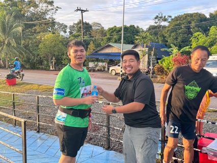 ไฟล์แนบ การประปาส่วนภูมิภาคสาขาตราด สนับสนุนน้ำดื่มตราสัญลักษณ์ กปภ.ในกิจกรรมออกกำลังกายภายใต้ โครงการแสงนำใจไทยทั้งชาติ เดิน วิ่ง ปั่น ป้องกันอัมพาต ครั้งที่ 11 เฉลิมพระเกียรติ จังหวัดตราด 