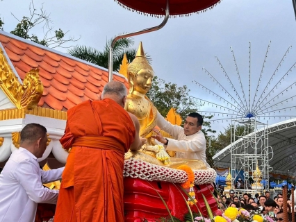 ไฟล์แนบ การประปาส่วนภูมิภาคสาขาฉะเชิงเทราร่วมบริการน้ำดื่มตราสัญลักษณ์ กปภ. จำนวน 720 ขวด ให้กับประชาชนที่มาร่วมต้อนรับขบวนแห่หลวงพ่อโสธรทางบก ประจำปี 2568