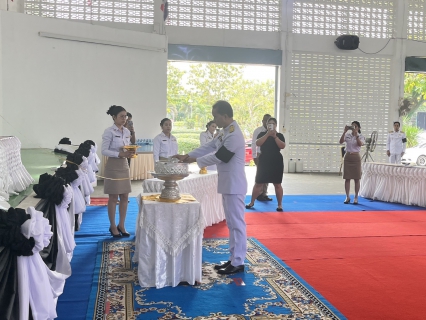 ไฟล์แนบ การประปาส่วนภูมิภาคสาขาบางสะพาน   เข้าร่วมพิธีถวายน้ำสรงพระบรมศพหน้าพระฉายาลักษณ์ สมเด็จพระนางเจ้าสิริกิติ์ พระบรมราชินีนาถ พระบรมราชชนนีพันปีหลวง