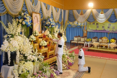 ไฟล์แนบ การประปาส่วนภูมิภาคสาขาประจวบคีรีขันธ์ ร่วมพิธีบำเพ็ญกุศลปัณรสมวาร (ครบ 15 วัน) ถวายพระราชกุศล สมเด็จพระนางเจ้าสิริกิติ์ พระบรมราชินีนาถ พระบรมราชชนนีพันปีหลวง