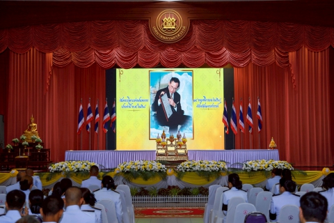 ไฟล์แนบ กปภ.ข.10 ร่วมพิธีวางพานพุ่มดอกไม้สดถวายราชสักการะ น้อมรำลึกในพระมหากรุณาธิคุณ พระบาทสมเด็จพระบรมชนกาธิเบศร มหาภูมิพลอดุลยเดชมหาราช บรมนาถบพิตร เนื่องในวันพระบิดาแห่งฝนหลวง ประจำปี 2568