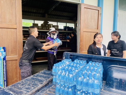 ไฟล์แนบ กปภ.สาขาท่ามะกา สนันสนุนน้ำดื่มตราสัญลักษณ์ กปภ. จำนวน 268 ขวด ให้กับที่ว่าการอำเภอท่าม่วง ถนนแสงชูโต จังหวัดกาญจนบุรี วันจันทร์ ที่ 17 พฤศจิกายน 2568