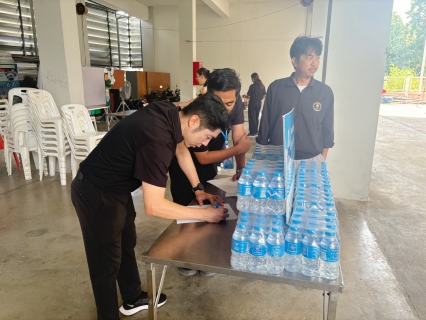 ไฟล์แนบ มอบน้ำใจด้วยน้ำดื่ม แก่โรงเรียนวัดไก่เตี้ย  เพื่อบรรเทาความเดือดร้อนในช่วงน้ำท่วม