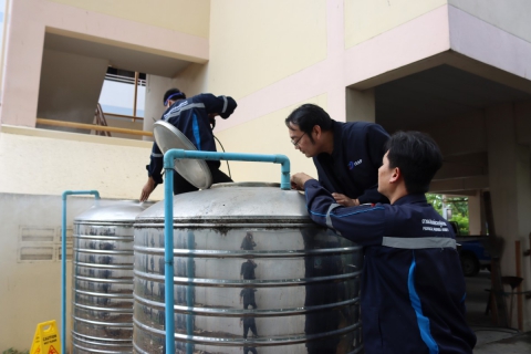 ไฟล์แนบ กปภ.สาขาชลบุรี (พ) ต้อนรับคณะ ฝ่ายยุทธศาสตร์องค์กรและพัฒนาธุรกิจ กปภ. ศึกษาดูงาน ติดตั้งประปาภายในวัน และล้างถังสำรองน้ำ