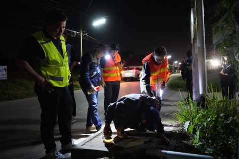 ไฟล์แนบ กปภ.ข.7 ร่วมกับ กลุ่มภาคีผีตาโขน ระดมทีมเดินสำรวจหาท่อแตกรั่ว พื้นที่ กปภ.สาขา เชียงคาน 