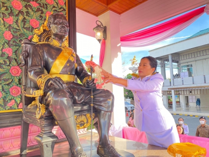 ไฟล์แนบ กปภ.สาขาพนัสนิคม ร่วมกิจกรรมน้อมรำลึก เนื่องในวันคล้ายวันสวรรคตพระบาทสมเด็จพระจุลจอมเกล้าเจ้าอยู่หัว ๒๓ ตุลาคม ๒๕๖๘  วันปิยมหาราช