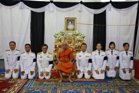 ไฟล์แนบ การประปาส่วนภูมิภาคสาขาคลองท่อมร่วมกับส่วนราชการจังหวัดกระบี่ ร่วมเป็นเจ้าภาพในการประกอบพิธีธรรมสวดพระอภิธรรมเพื่ออุทิศถวายเป็นพระราชกุศลแด่สมเด็จพระนางเจ้าสิริกิติ์ พระบรมราชินีนาถ พระบรมราชชนนีพันปี