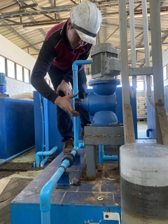 ไฟล์แนบ กปภ.สาขากาญจนบุรี ทำกิจกรรมบำรุงรักษา, ตรวจสอบเครื่องจักรและอุปกรณ์ทั้งระบบผลิต เพื่อเตรียมความพร้อมใช้งานตลอดเวลา