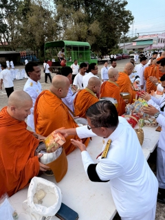 ไฟล์แนบ การประปาส่วนภูมิภาคสาขาคลองท่อมวมพิธีทำบุญตักบาตรถวายเป็นพระราชกุศล และเข้าร่วมพิธีวางพานพุ่มดอกไม้และถวายบังคมนื่องในวันคล้ายวันพระบรมราชสมภพพระบาทสมเด็จพระบรมชนกาธิเบศร มหาภูมิพลอดุลยเดชมหาราช บรมนา