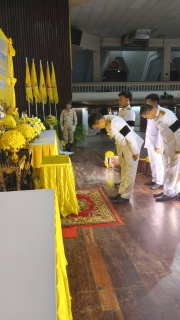 ไฟล์แนบ กปภ.สาขากาญจนบุรี ร่วมกิจกรรมน้อมรำลึก เนื่องในวันคล้ายวันพระบรมราชสมภพ พระบาทสมเด็จพระบรมชนกาธิเบศร มหาภูมิพลอดุลยเดชมหาราช บรมนาถบพิตร วันชาติ และวันพ่อแห่งชาติ