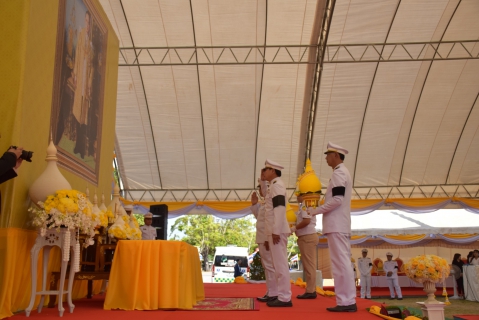 ไฟล์แนบ กปภ.สาขาระยอง ร่วมพิธีเจริญพระพุทธมนต์ ทำบุญตักบาตรถวายพระราชกุศล และวางพานพุ่มดอกไม้ถวายราชสักการะ เนื่องในวันคล้ายวันพระบรมราชสมภพ พระบาทสมเด็จพระบรมชนกาธิเบศร มหาภูมิพลอดุลยเดชมหาราช บรมนาถบพิตร วันชาติ และวันพ่อแห่งชาติ