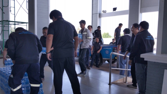 ไฟล์แนบ &#128153;กปภ.สาขากบินทร์บุรี สนับสนุนน้ำดื่มให้แก่ศูนย์อพยพพักพิงชั่วคราวเทศบาลเมืองหนองกี่ จากเหตุปะทะชายแดนไทยกัมพูชา จังหวัดสระแก้ว 