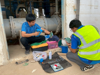 ไฟล์แนบ กปภ.สาขาระยอง ร่วมกับ กปภ.ข.1 ส่งทีมพร้อมผู้เชี่ยวชาญ สนับสนุนฟื้นฟูระบบผลิตและสูบจ่ายน้ำในพื้นที่ กปภ.ข.5 ที่ได้รับผลกระทบจากอุทกภัย