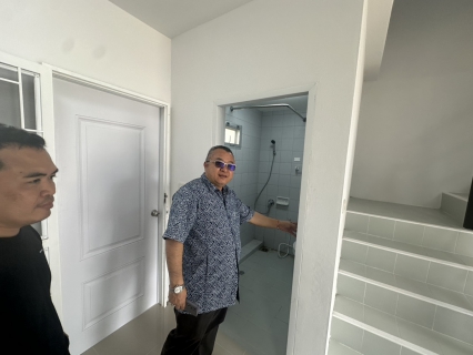 ไฟล์แนบ กปภ.สาขาสมุทรสาคร (พ) ลงพื้นที่ตรวจรับโครงการก่อสร้างบ้านพักพนักงาน ณ สถานีจ่ายน้ำโพหัก