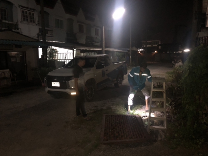 ไฟล์แนบ กปภ.สาขากาญจนดิษฐ์ ลงพื้นที่สำรวจเพื่อค้นหาท่อแตก-รั่ว โดยวิธี Step test ในพื้นที่ MM - 12 พลายวาส บริเวณชุมชนตลาดกาญจนดิษฐ์ ต.กะแดะ อ.กาญจนดิษฐ์ จ.สุราษฎร์ธานี ตามแผนปฏิบัติการลดน้ำสูญเสีย