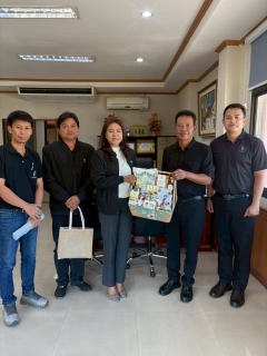 ไฟล์แนบ กปภ.สาขาขอนแก่น (พ) เข้าพบสวัสดีปีใหม่ผู้มีส่วนได้ส่วนเสีย เสริมความร่วมมือ องค์การบริหารส่วนท้องถิ่น(อปท.) เดินหน้าบูรณาการขยายเขตบริการน้ำประปาสอดคล้องแผนการตลาด ของ กปภ. 