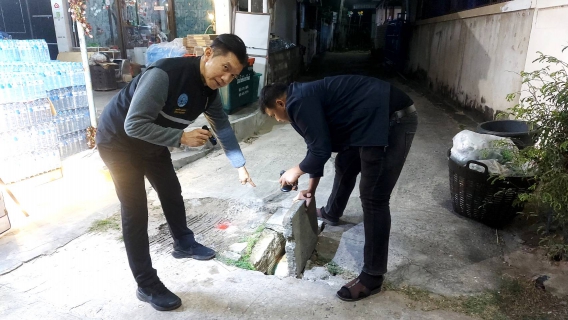 ไฟล์แนบ สายงานผู้ช่วยการประปาส่วนภูมิภาคเขต 6(บริหาร) ร่วมกับ กปภ.สาขามหาสารคาม ทำการออกสำรวจหาท่อแตก-รั่ว โดยวิธีการ Passive Control (DMA03 ด้านเหนือหอนาฬิกา) ต.ตลาด อ.เมือง จ.มหาสารคาม