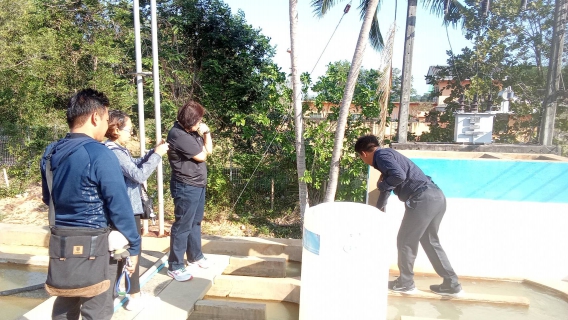 ไฟล์แนบ การประปาส่วนภูมิภาคสาขาท่าแซะให้การต้อนรับเจ้าหน้าที่จากบริษัท ซีพีเอฟ (ประเทศไทย) จำกัด (มหาชน) ศูนย์ปรับปรุงพันธุกรรมกุ้ง ปะทิว เข้าเยี่ยมชมโรงกรองน้ำและศึกษาดูงานระบบผลิตน้ำของการประปาส่วนภูมิภาคสาขาท่าแซะ ในส่วนของผู้มีส่วนได้เสีย (Stakeholder)ผู้ใช้น้ำประเภทที่ ๓