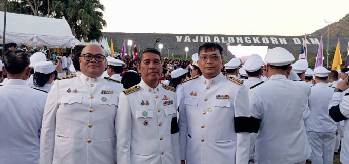 ไฟล์แนบ กปภ.สาขากาญจนบุรี เฝ้าฯ รับเสด็จ พระบาทสมเด็จพระเจ้าอยู่หัว และสมเด็จพระนางเจ้า ฯ พระบรมราชินี เสด็จพระราชดำเนินไปทรงเปิด สวนสุขภาพสราญจิต เฉลิมพระเกียรติ ณ เขื่อนวชิราลงกรณ อำเภอทองผาภูมิ จังหวัดกาญจนบุรี