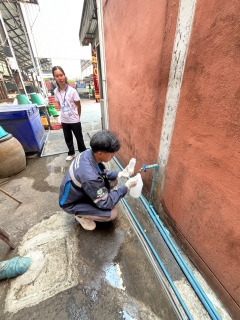 ไฟล์แนบ กปภ.สาขาหนองแค  ร่วมกับสำนักงานสาธารณสุขอำเภอหนองแค ดำเนินการเข้าเก็บตัวอย่างน้ำประปา เพื่อต่ออายุการรับรองตามโครงการน้ำประปาดื่มได้