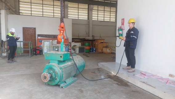 ไฟล์แนบ กปภ.ข.3 จัดโครงการฝึกอบรมหลักสูตร "ผู้บังคับปั้นจั่น ผู้ให้สัญญาณแก่ผู้บังคับปั้นจั่น ผู้ยืดเกาะวัสดุ และผู้ควบคุมการใช้ปั้นจั่น สําหรับปั้นจั่นชนิดอยู่กับที่ประเภทปั้นจั่นเหนือศีรษะ ปั้นจั่นขาสูง หรือปั้นจั่นที่มีลักษณะการทํางานคล้ายคลึงกัน" ให้แก่พนักงานในสังกัด กปภ.ข.3