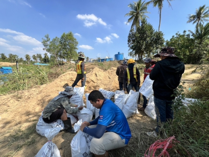 ไฟล์แนบ กปภ.สาขาบางสะพาน ร่วมกันกั้นฝายชะลอน้ำ  ( ครั้งที่ 2 )  บริเวณคลองร่อนทอง สถานีผลิตจ่ายน้ำร่อนทอง