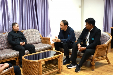 ไฟล์แนบ กปภ.ข.10 และ กปภ.สาขานครสวรรค์ เข้าสวัสดีปีใหม่ ผู้ว่าราชการ จ.นครสวรรค์, รองผู้ว่าราชการ จ.นครสวรรค์ และนายกเทศมนตรีนครนครสวรรค์ 