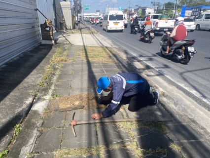 ไฟล์แนบ การประปาส่วนภูมิภาคสาขาภูเก็ต ลงพื้นที่สำรวจหาท่อแตกท่อรั่วเชิงรุก (ALC) บริเวณ ต.เกาะแก้ว  อ.เมือง จ.ภูเก็ต