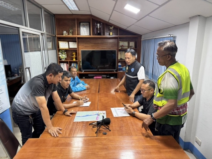 ไฟล์แนบ กปภ.สาขากาญจนดิษฐ์  ลงพื้นที่สำรวจเพื่อค้นหาท่อแตก-รั่ว โดยวิธี Step test ในพื้นที่ MM - 12 พลายวาส บริเวณชุมชนตลาดกาญจนดิษฐ์ ต.กะแดะ อ.กาญจนดิษฐ์ จ.สุราษฎร์ธานี ตามแผนปฏิบัติการลดน้ำสูญเสีย