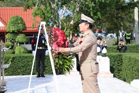ไฟล์แนบ การประปาส่วนภูมิภาคสาขาชุมพร ร่วมงาน "วันทหารผ่านศึก"  ในพิธีวางพวงมาลา ณ พระอนุสาวรีย์ พลเรือเอก พระเจ้าบรมวงศ์เธอ พระองค์เจ้าอาภากรเกียรติวงศ์ กรมหลวงชุมพรเขตอุดมศักดิ์ ค่ายเขตอุดมศักดิ์ จังหวัดชุมพร